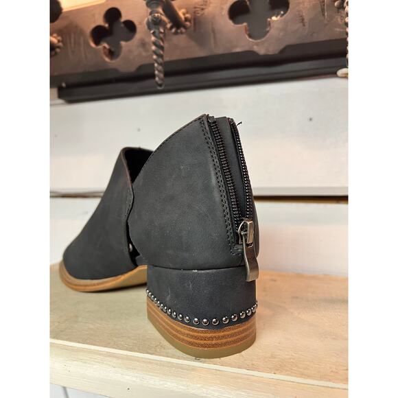 Ladies Maurice's SuperCush Studded Block Heel Bootie w/ Open Toes, Size 9M - Picture 5 of 8